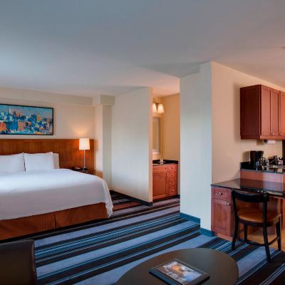 一室配特大床和梳化床的房間 紐約曼哈頓/時代廣場萬豪長住客棧優惠