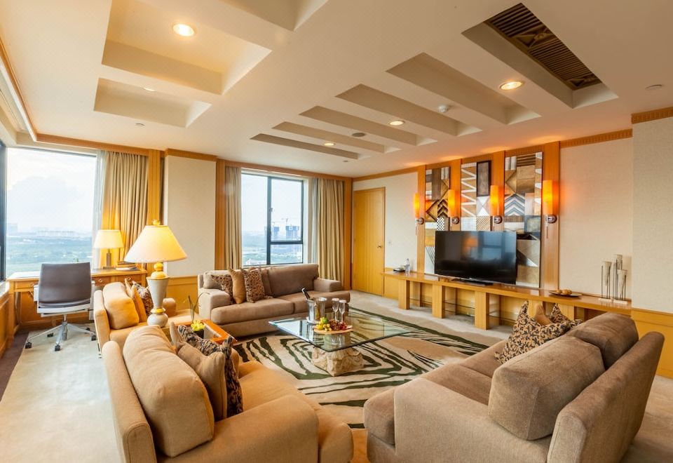 Renaissance Riverside Hotel SaigonPresidential Suite