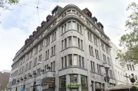 Central Hotel Kaiserhof Hotels in 