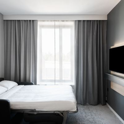 Moxy Family Sleeper, Guest Room, 1 Queen, Sofa Bed Moxy Bristol Promo Code