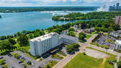 DoubleTree by Hilton Niagara Falls Ξενοδοχεία στην πόλη 