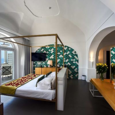 Executive Suite (Sauna and Indoor Bathtub) Hotel Montemare Promo Code