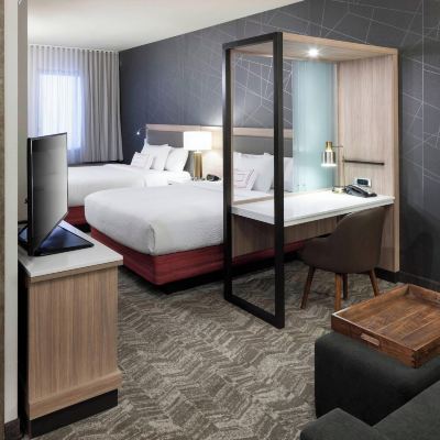 一室套房，兩張大床（聽力無障礙） 萬豪克利爾沃特海灘斯普林希爾套房酒店優惠