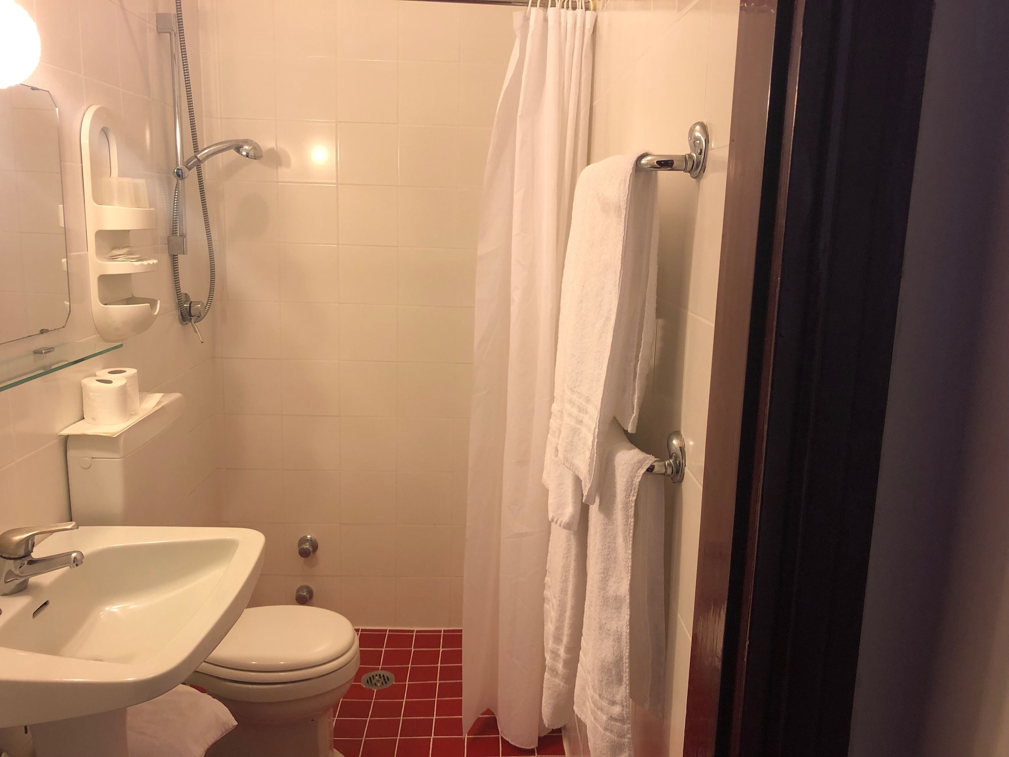 部分海景双人或双床间