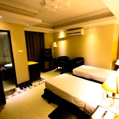 Deluxe Twin Room, 2 Twin Beds Hotel Sea Shell Promo Code