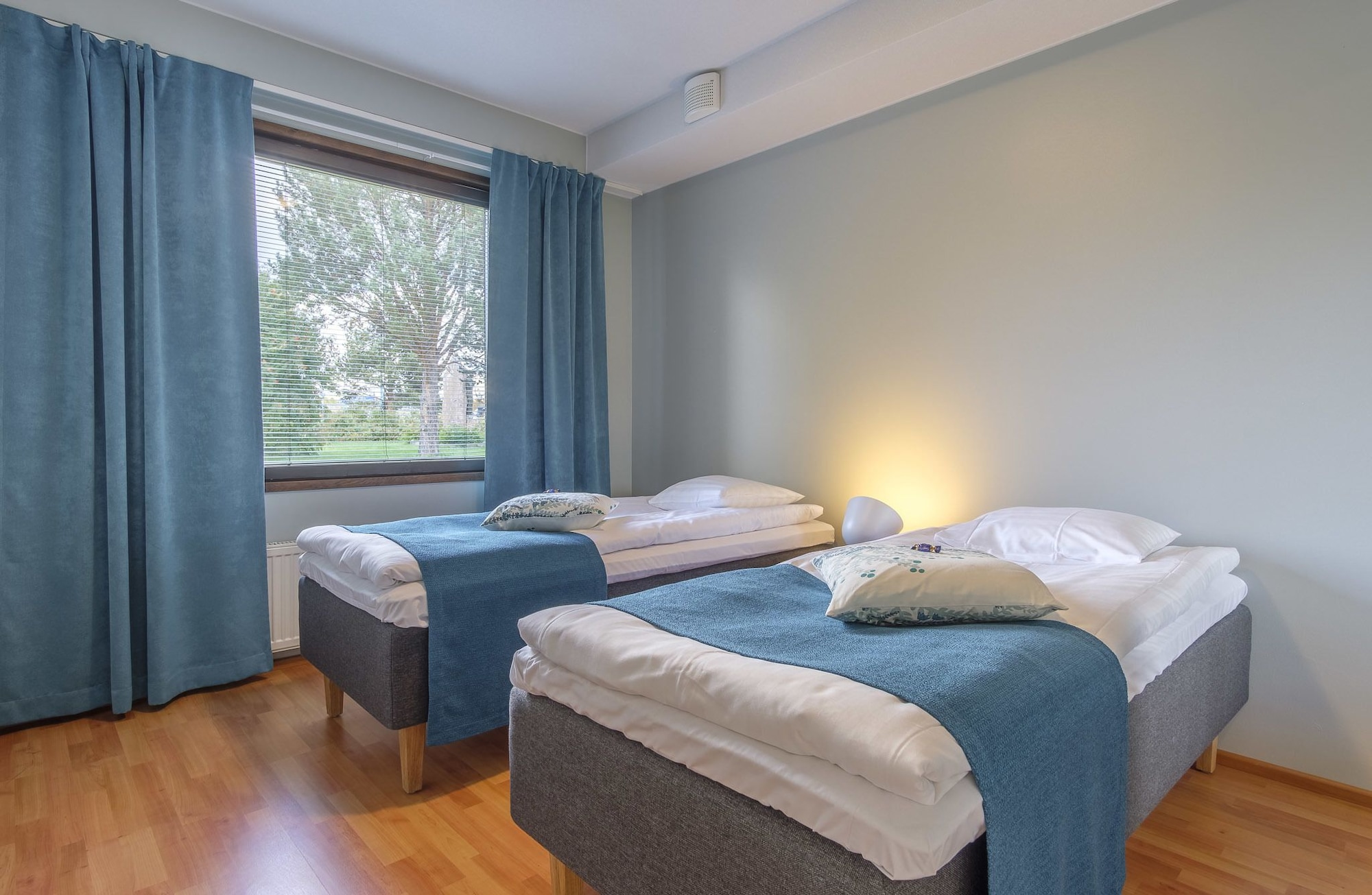 2卧公寓（副楼，带桑拿、壁炉）