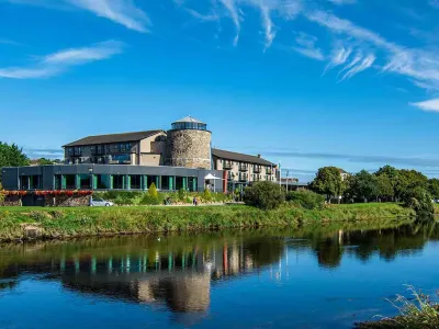 The Riverside Park Hotel Hotele w: 