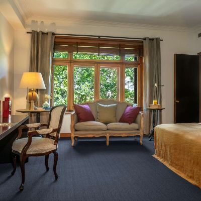 Large Room Primero Primera Promo Code