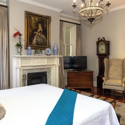 Admiral Turner Room-Luxury Main House King Eliza Thompson House, Historic Inns of Savannah Collection Promo Code