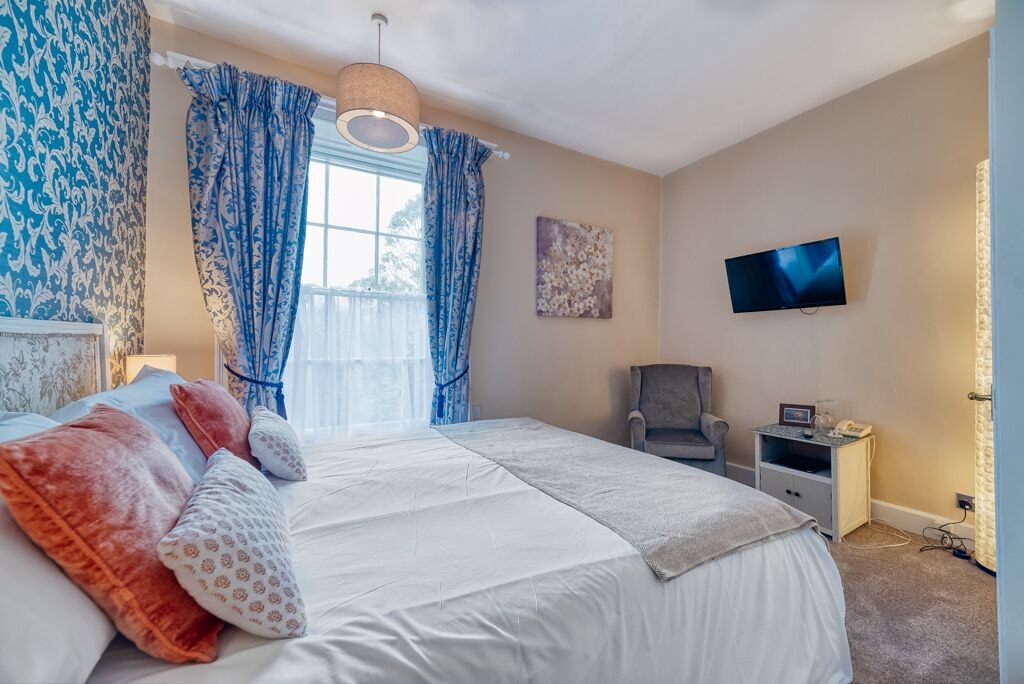 标准双人间 - 带连接浴室