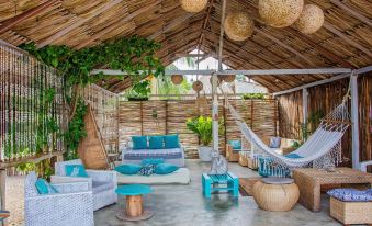 Namaste Beach Club & Hotel - Housity