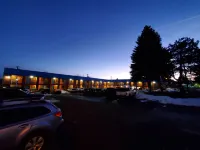 Motel West