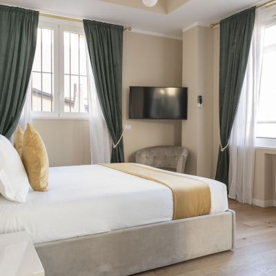 Exclusive Apartment, 3 Bedrooms, City View (Via Delle Asole 2) Heart Milan Apartments - Duomo Promo Code