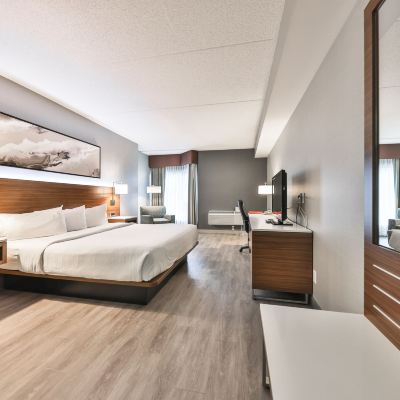 Standard Room Admiral Inn Mississauga Promo Code