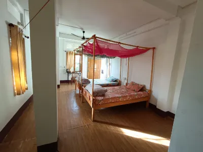 Manipur House Hotels in 