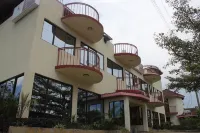 ENZOGU GARDENS RESIDENCY HOTEL Hotels in 