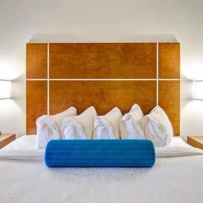 Standard Room, 1 King Bed (Standard King Room With Sofa Bed) Martensville Canalta Promo Code