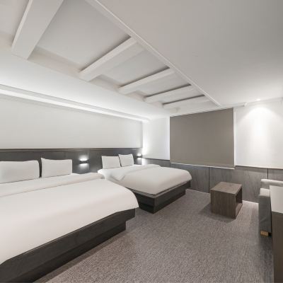 Deluxe Twin Room Top Hotel Promo Code