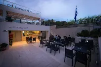 Mantinia Bay Hotel