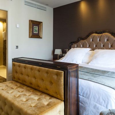 Luxury Suite-the Wellington Club Wellington Hotel & Spa Madrid Promo Code