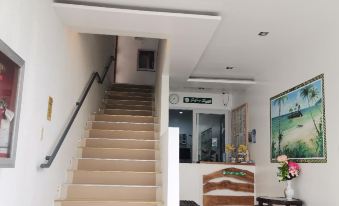 Jeffrey S Hotel - Housity