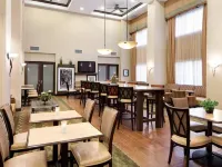 Hampton Inn & Suites Chicago/St. Charles