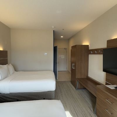 Standard Room, 2 Queen Beds, Accessible (Communication, Accessible Tub)