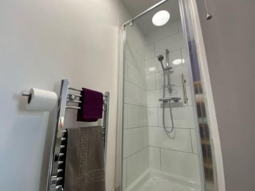 77 Underwood Lane Double Room