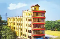Khairul International Hotel Pabna Отели в г. 