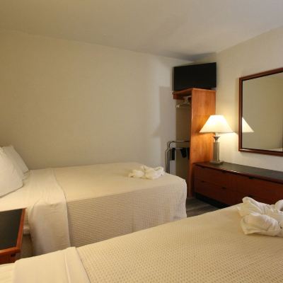 Pool/Oceanview 1 Bedroom Efficiency Suite Crusader Oceanfront Resort Promo Code