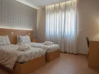 Socalcos do Douro House Hotels in Tabuaço