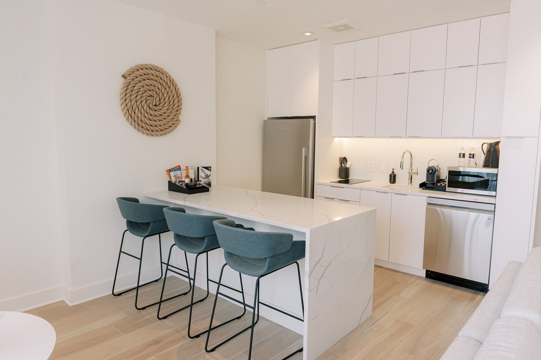 奢华顶层房， 1 张特大床， 露台， 城市景观