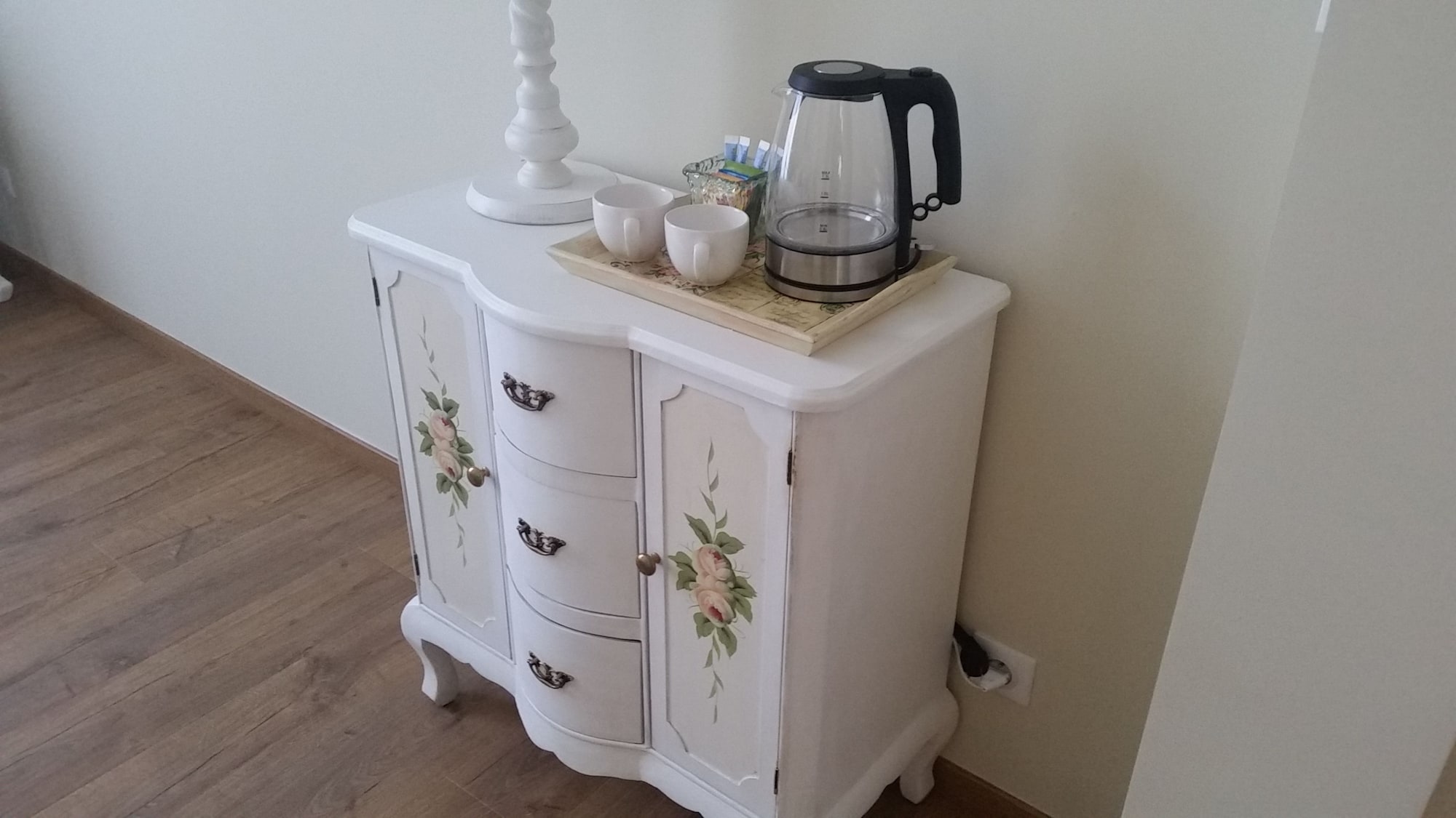 舒适双人房，大床，带连通浴室，园景（Shabby Chic风格）