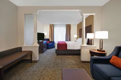 Comfort Inn & Suites Hotele w: 
