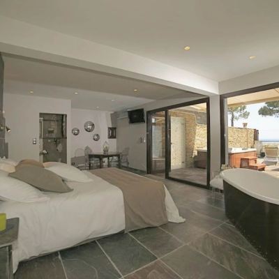 Elizabeth Suite, Private Terrace with Jacuzzi, Sea View Hôtel La Lagune Promo Code