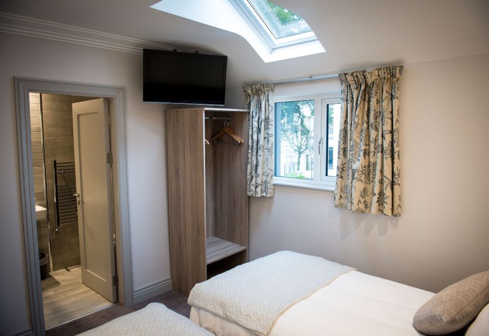 双床房（带独立浴室）