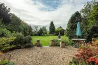 Compton House Hotels in 