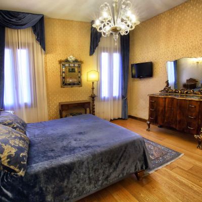 One-Bedroom Junior Suite Ca' Pagan Promo Code
