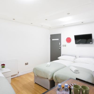 三人間－帶連接浴室 倫敦皇后歐洲之星酒店 - 國王十字優惠