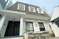 Mooi Inn City Center Surabaya Ξενοδοχεία στην πόλη 