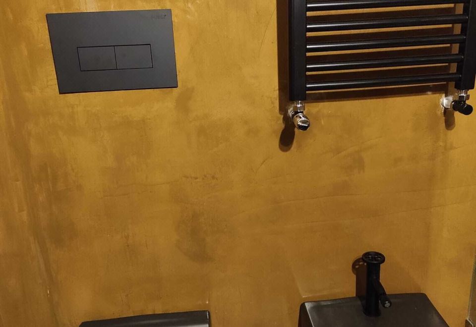 带山景的双人间