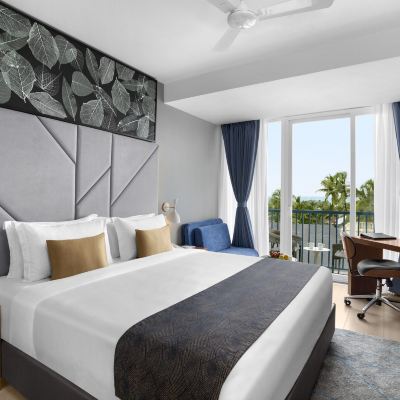 Deluxe Room with Balcony De Mandarin Goa Promo Code