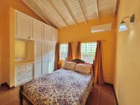Cozy Seaview House in Heart of  Port Elizabeth Hotels in 