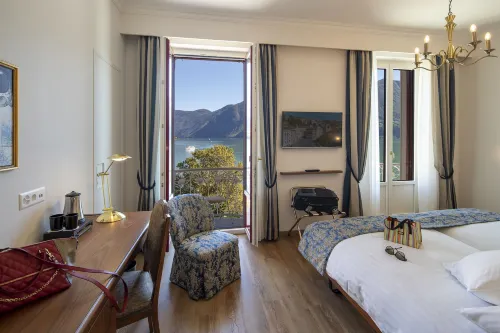 International au Lac Historic Lakeside Hotel