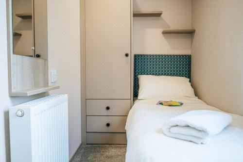 Blairgowrie Holiday Park Two Bedroom Caravan With Hot Tub