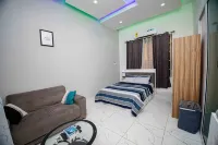 A Modern, Smart Condo Within the Heart of the City Hotels in 