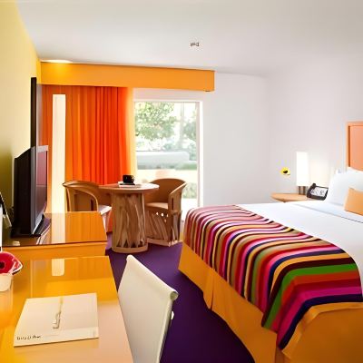 Poolside Patio King Room The Saguaro Palm Springs Promo Code