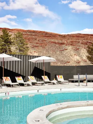 Slackline Moab, Outset Collection by Hilton のホテル