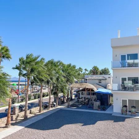 BAJA MIA SUITES AND TOURS