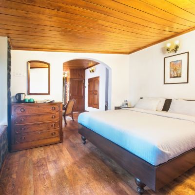 Signature Suite With Fireplace Villa Retreat - Boutique Hotel and Cottages Promo Code
